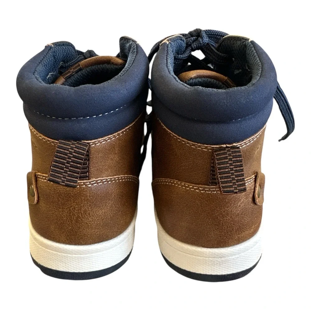 EDDIE BAUER Kingston Brown Lace Up Boots | Boys Size 2